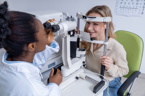 How An Optometrist Can Help With Dry Eye